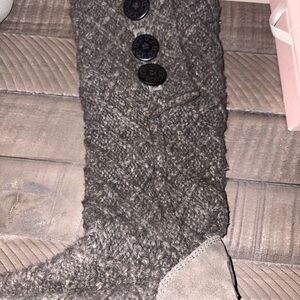 Early 2000s Gray Knit Uggs